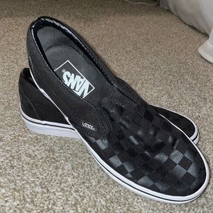 Vans M5, W6.5 Black Checkered Slip Ons